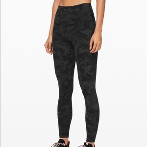 Lululemon Align 28 Size 4 Camo